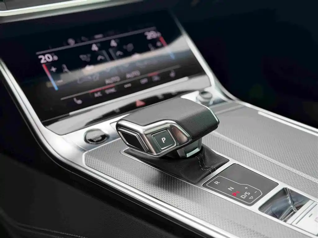 Audi A7L — миниатюра 19