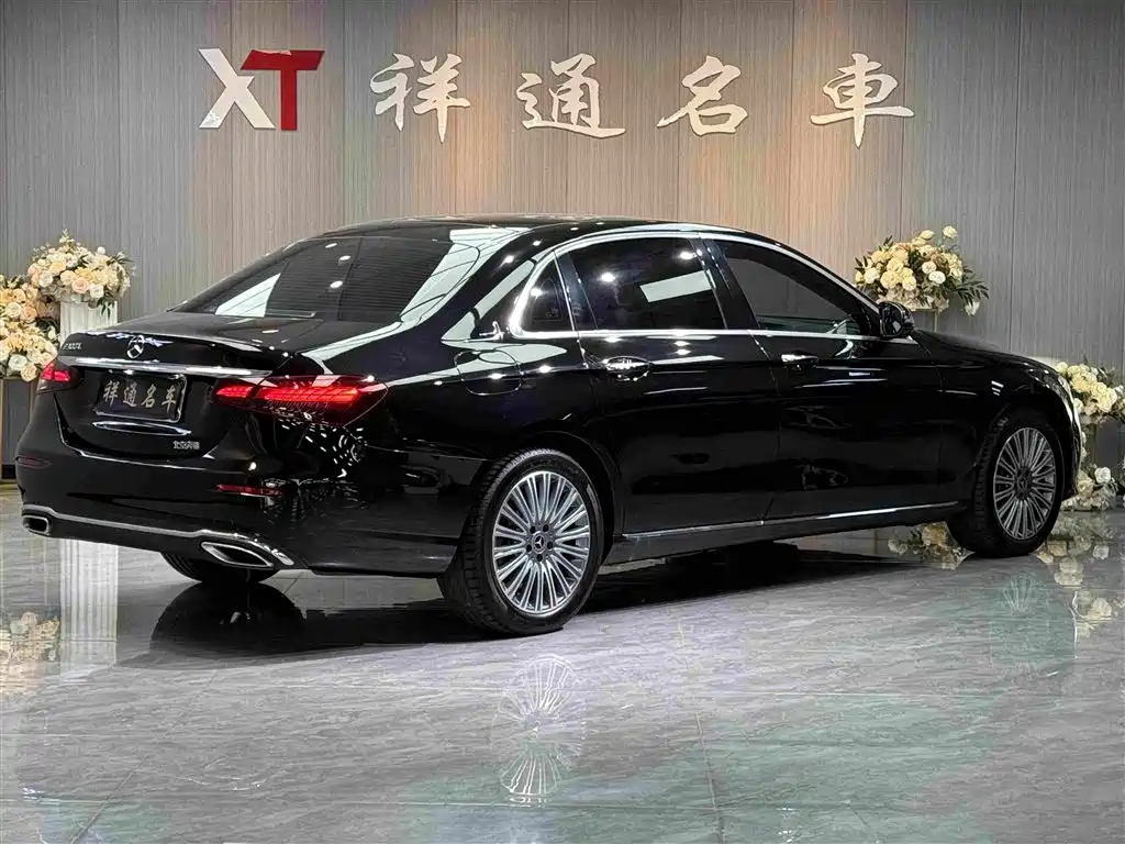Mercedes-Benz E-Class — миниатюра 24