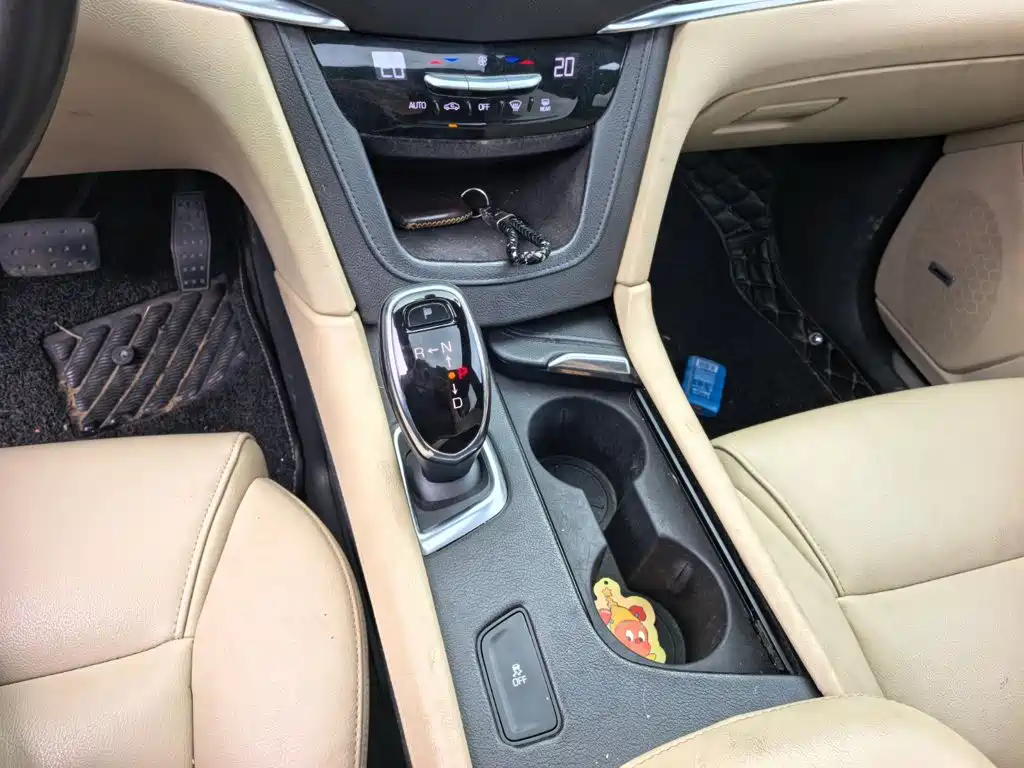 Cadillac XT5 — миниатюра 16