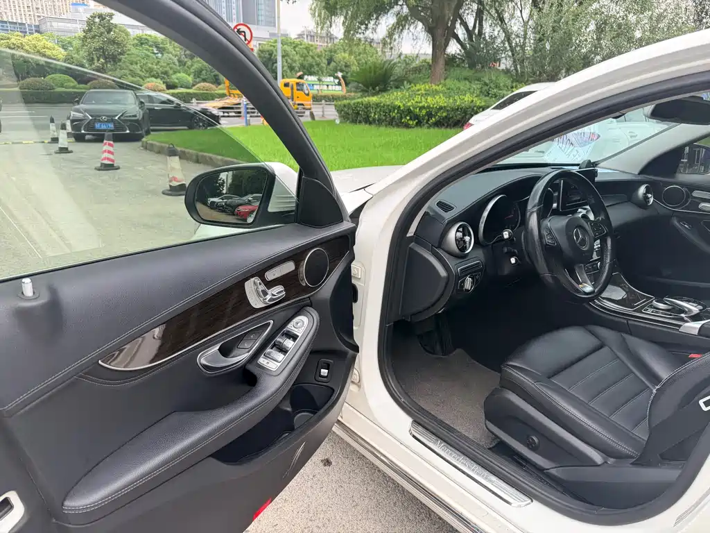 Mercedes-Benz C-Class C 2015 C 200 L 4MATIC