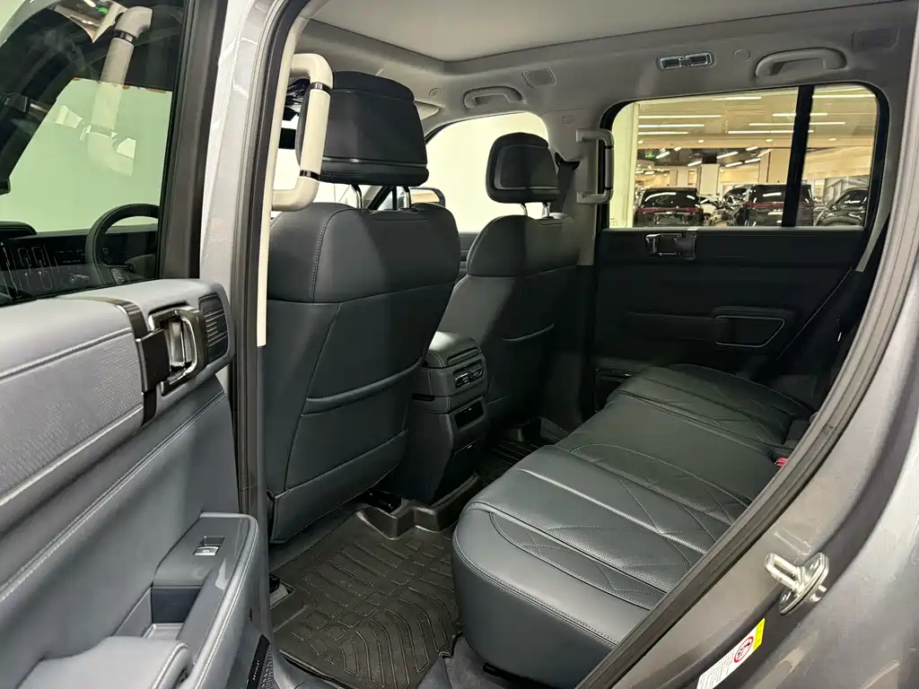 FANG CHENG BAO LEOPARD 5