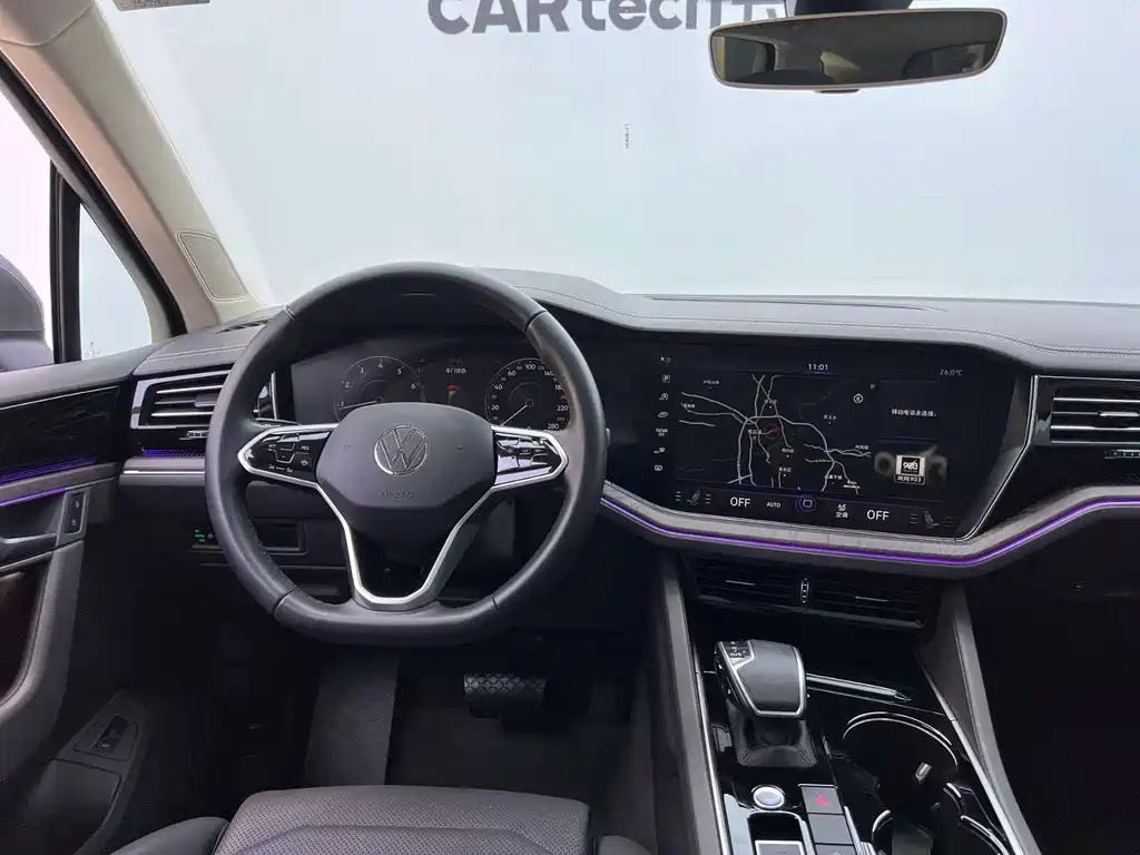 Volkswagen Touareg — миниатюра 11