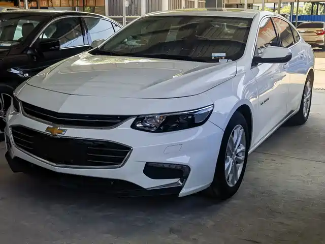 Chevrolet Malibu XL