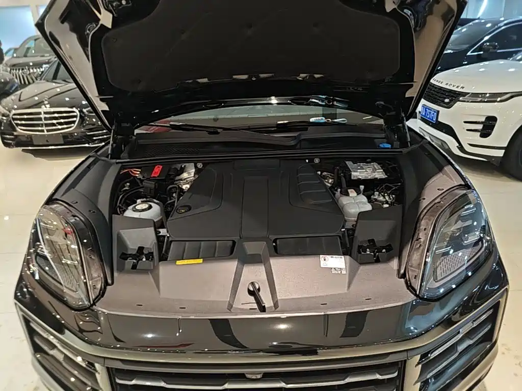 Porsche Cayenne Hybrid — миниатюра 20