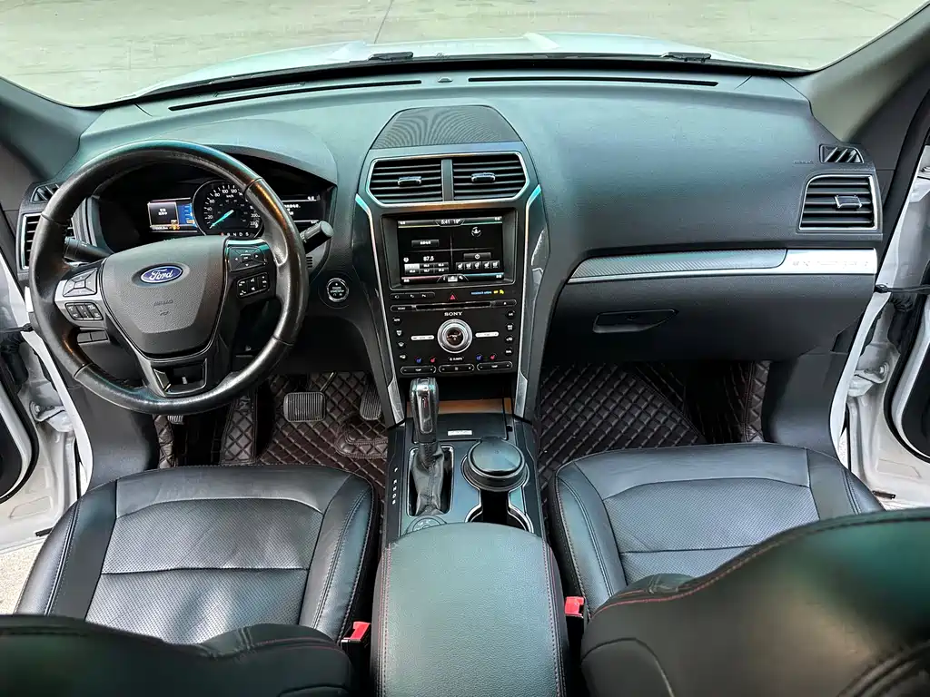 Ford Explorer (Import) — миниатюра 13