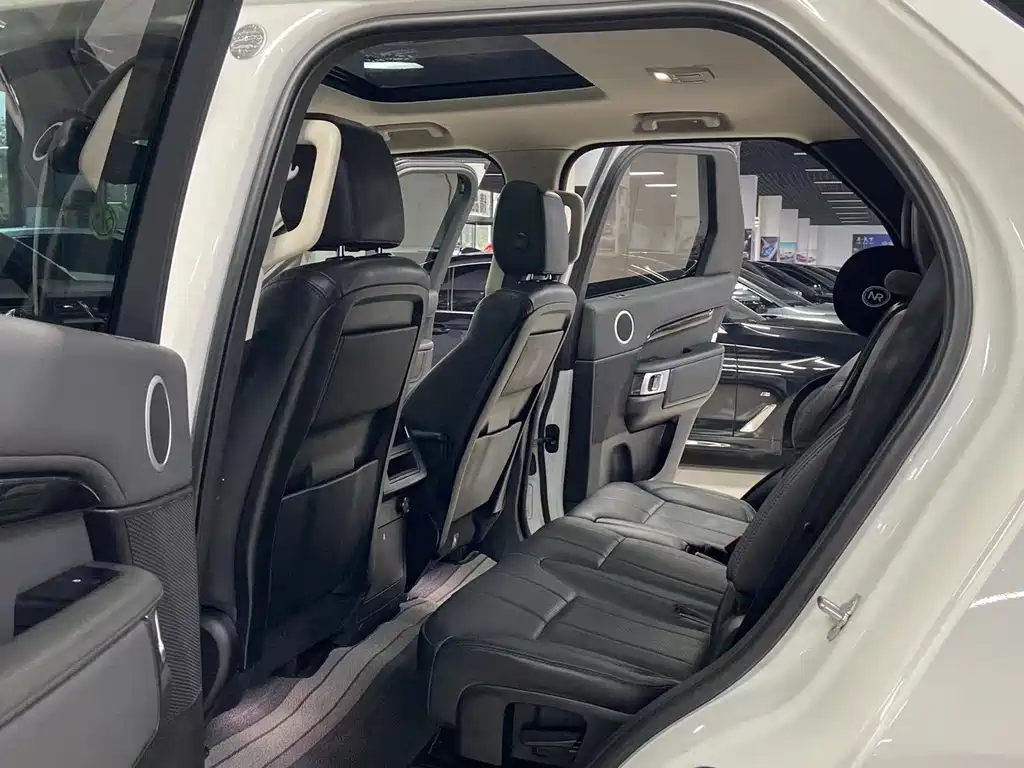Land Rover Discovery 2018 2.0T SE