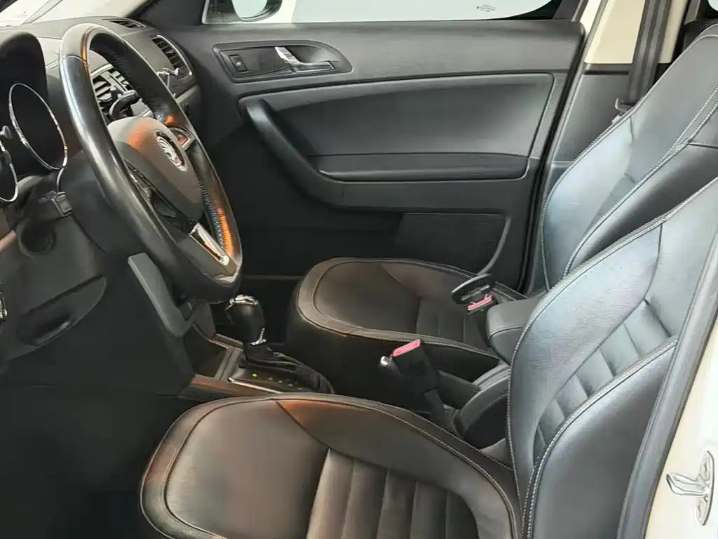 Skoda Yeti — миниатюра 8