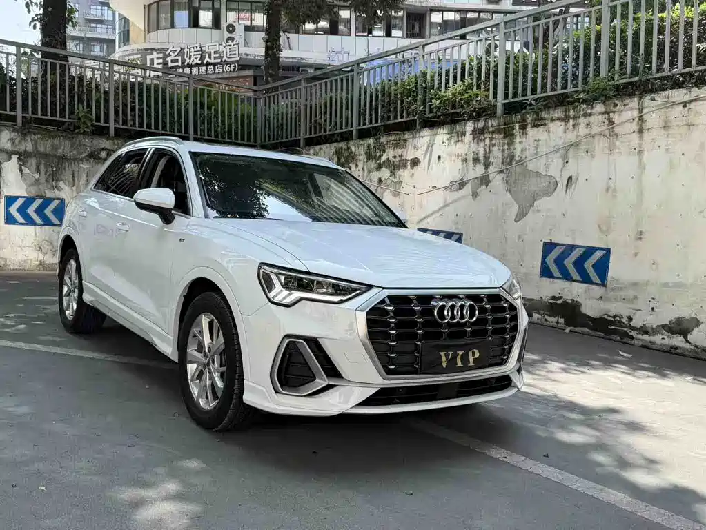 Audi Q3 2020 35 TFSI