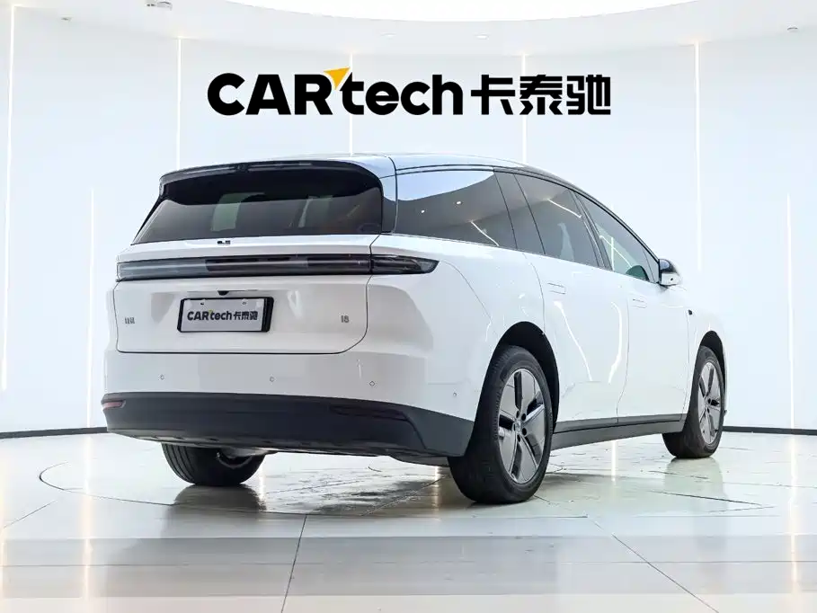 Li Auto i8 2025 Standard