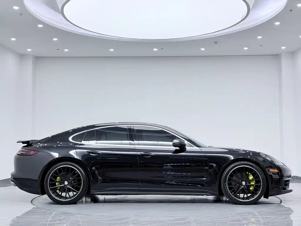 Porsche Panamera — миниатюра 5
