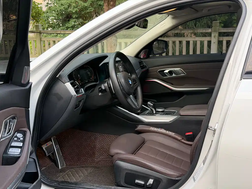 BMW 3 Series — миниатюра 10