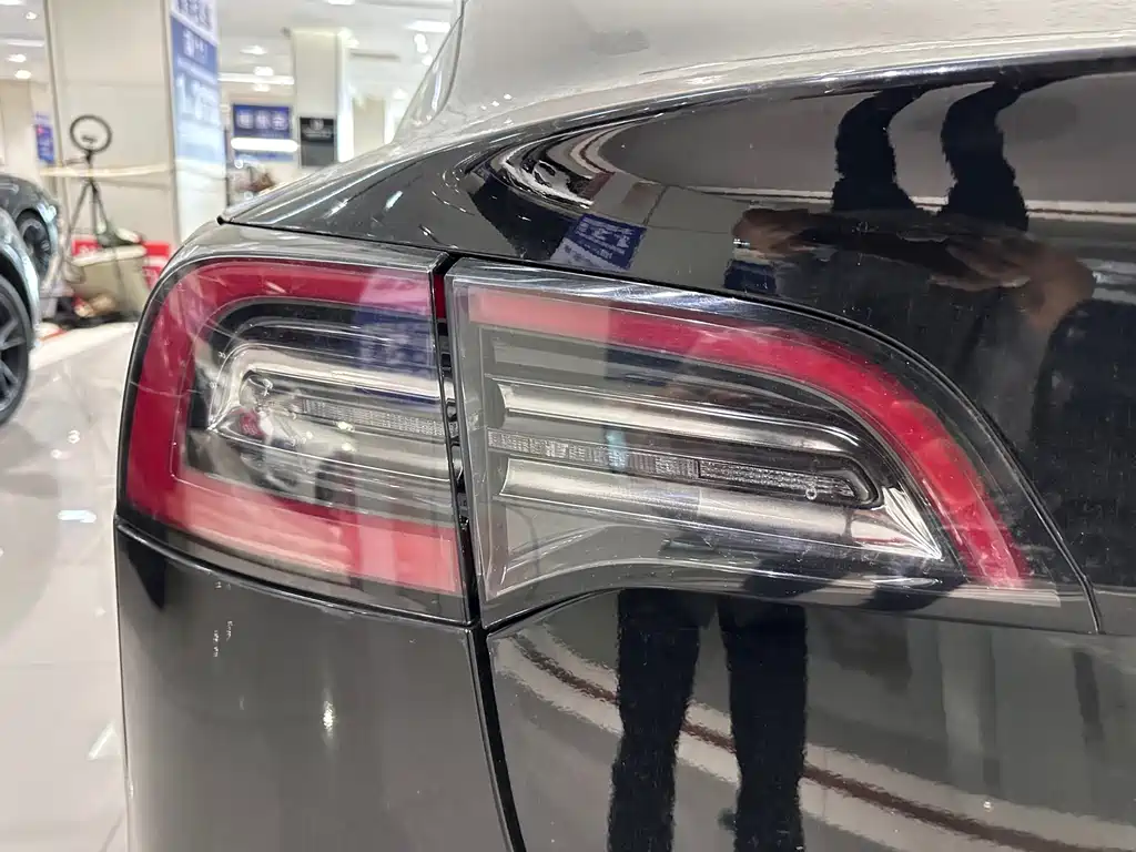 Tesla Model 3 — фотографии объявления, Фото 10