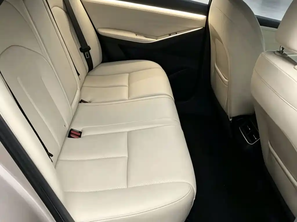 Nissan N6 - фото 11