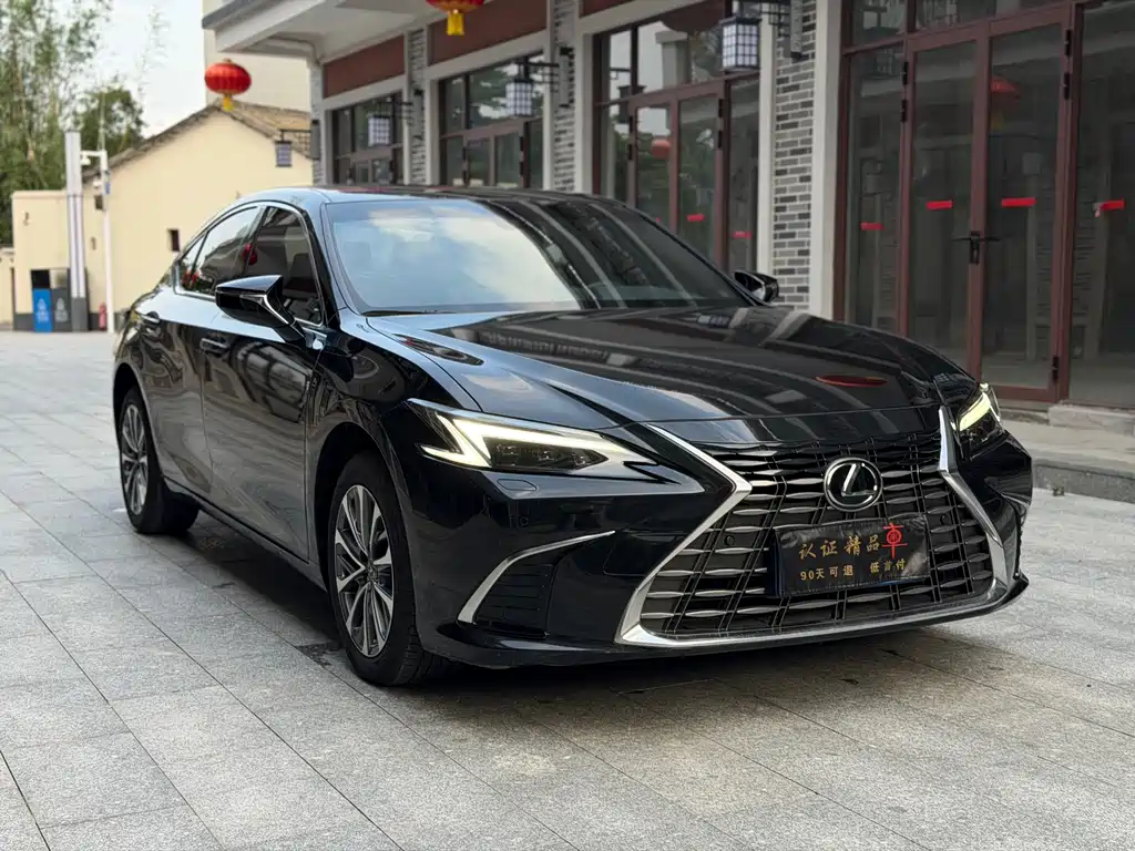 Lexus ES 2025 200 Premium