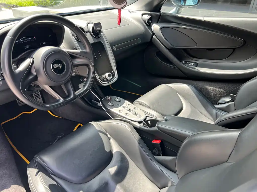 McLaren GT 2022 4.0T