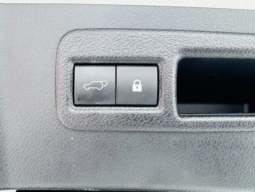 Lexus NX 2020 200 V