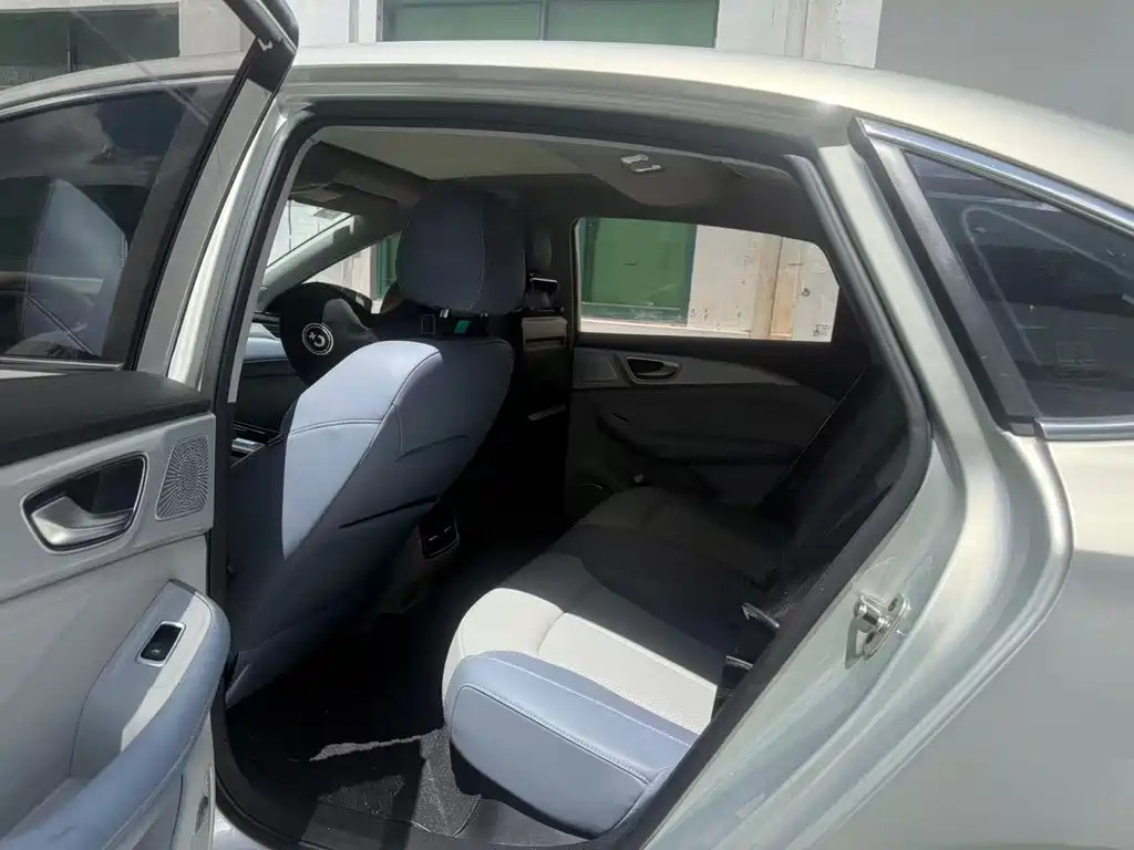 Roewe Feifan ER6 — миниатюра 4