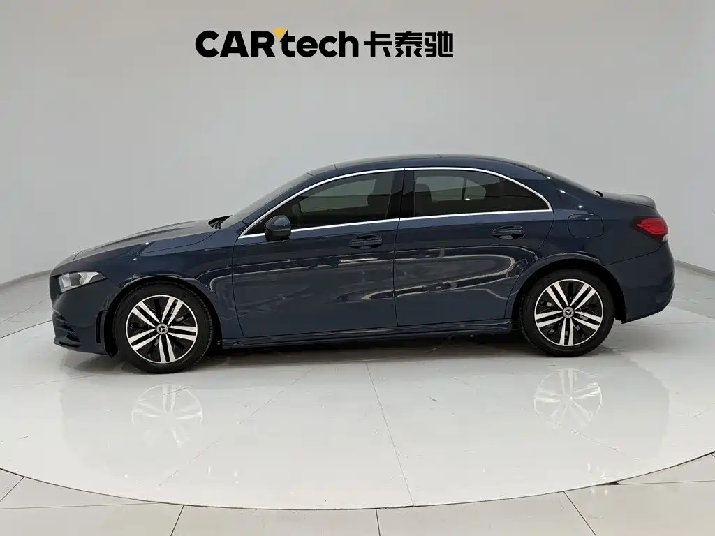 Mercedes-Benz A-Class — миниатюра 8