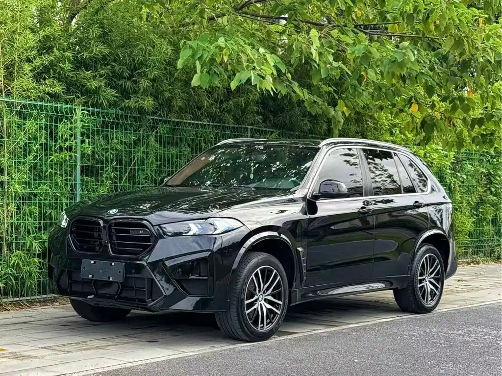 BMW X5 (Import)