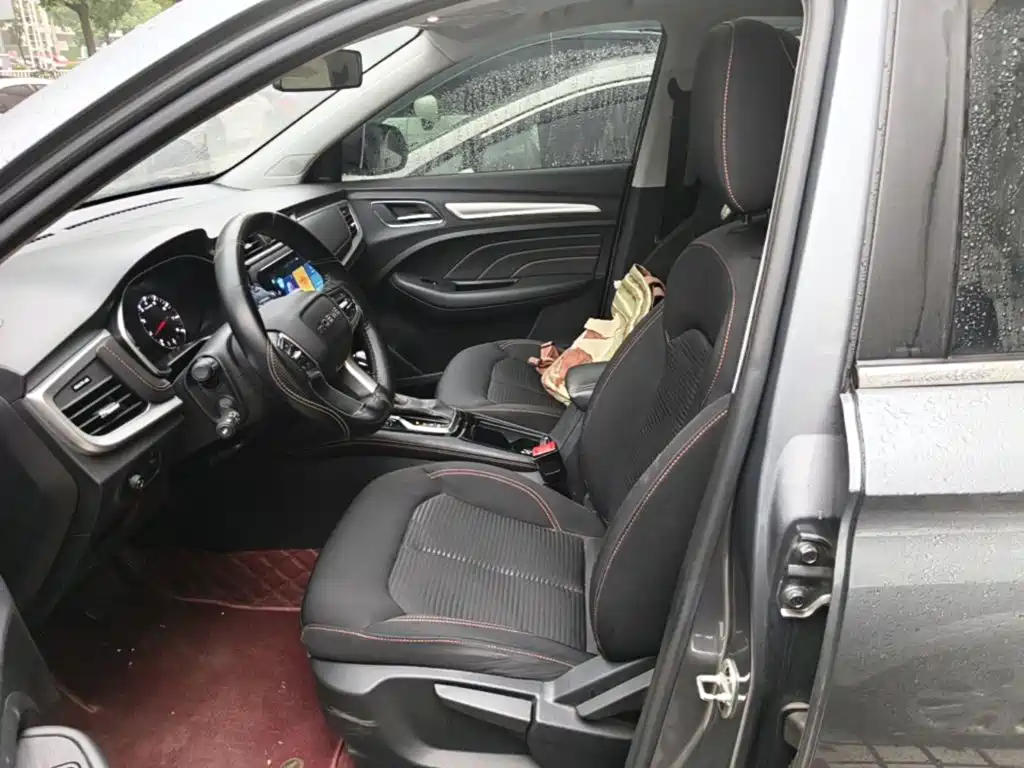 Roewe RX3 — миниатюра 15