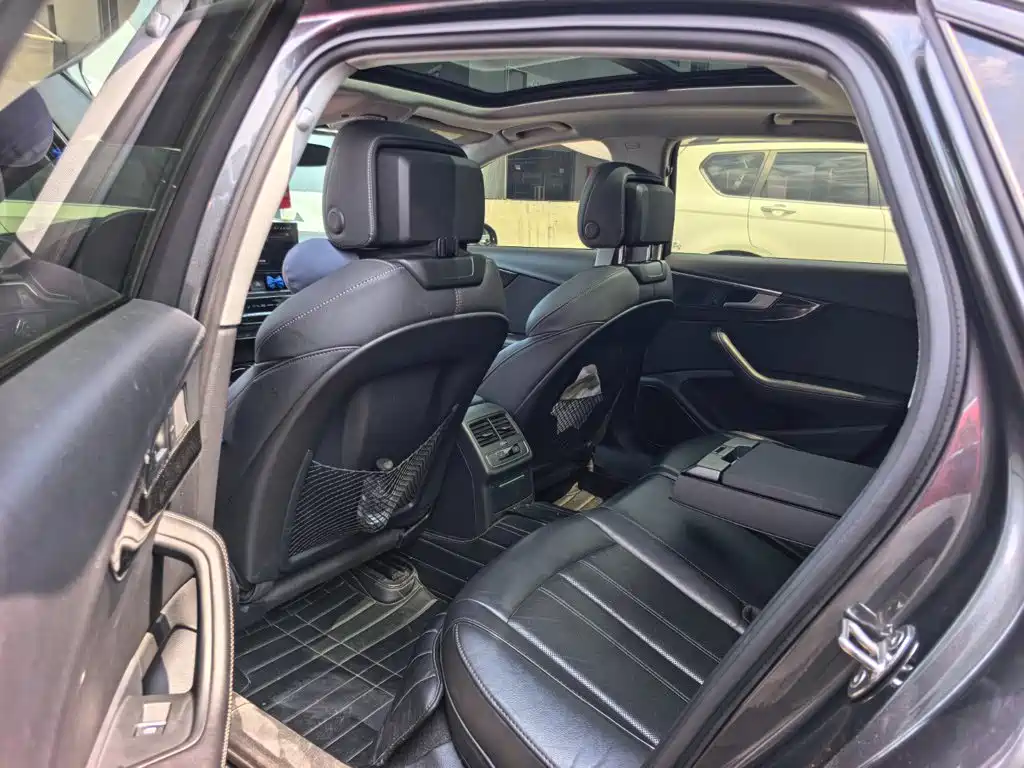 Audi A4L — миниатюра 8