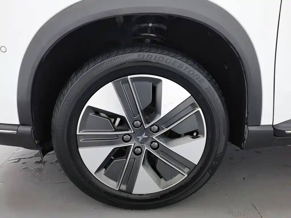 XPeng G3 — миниатюра 17