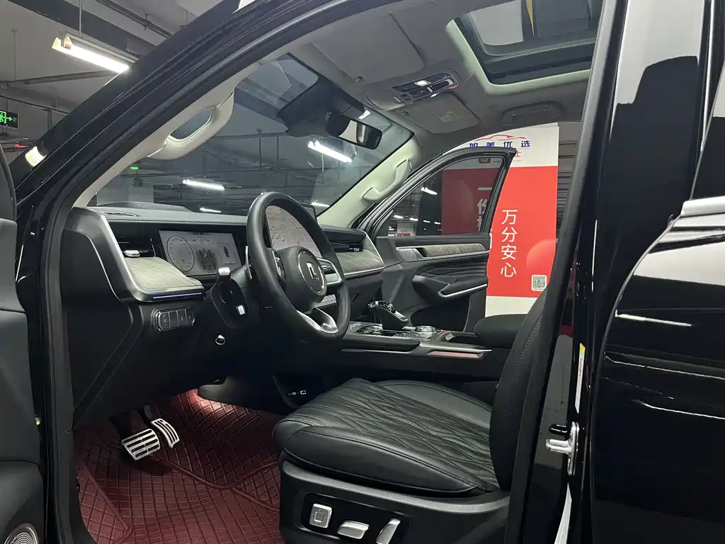 Tank 500 2022 3.0T Sport 7 мест