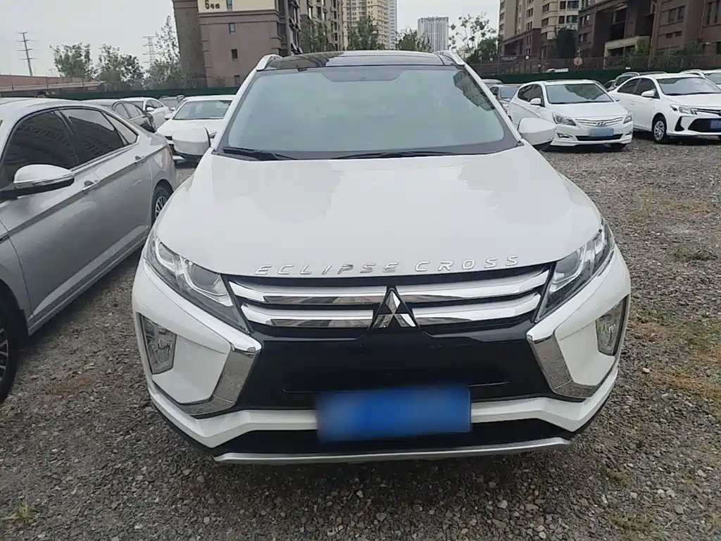Mitsubishi Eclipse Cross — миниатюра 3