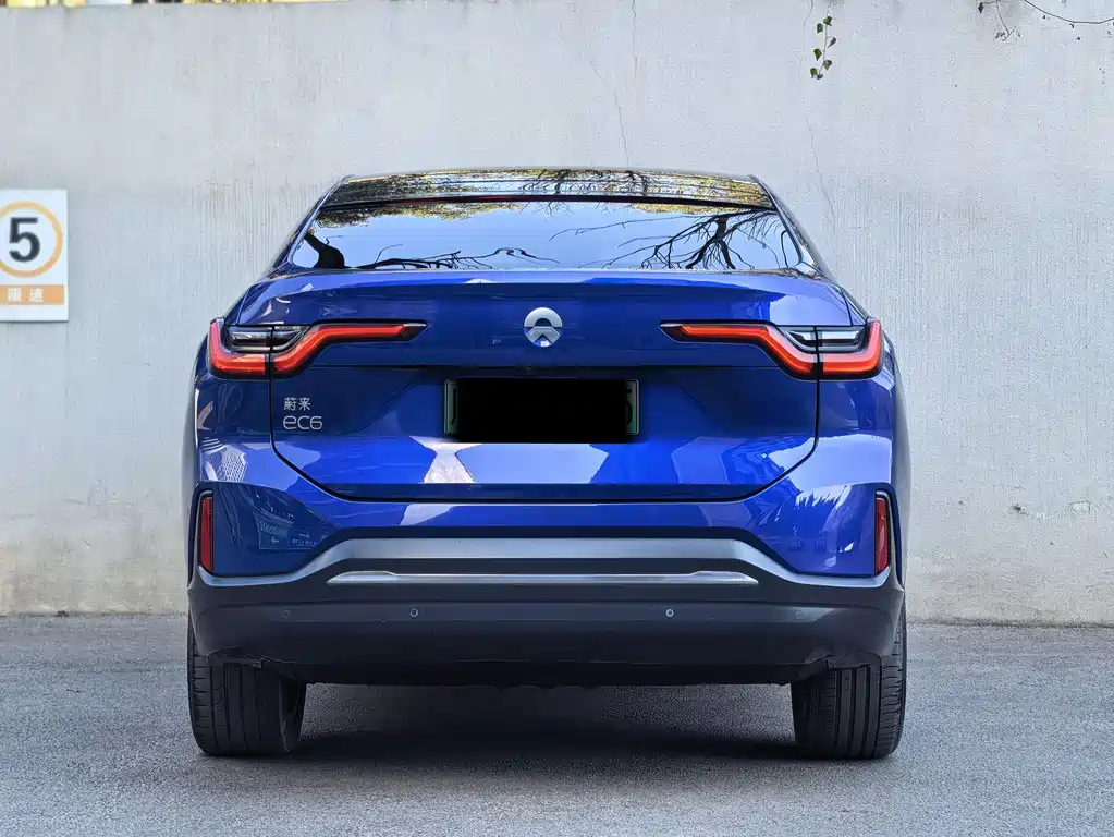 NIO NIO EC6