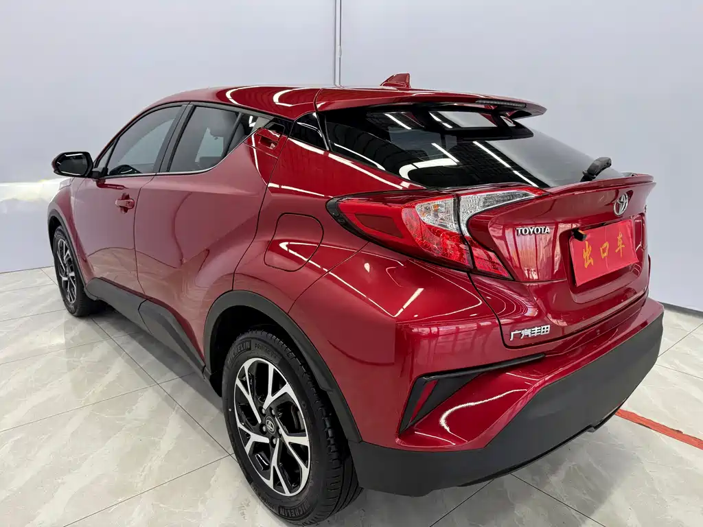 TOYOTA C HR
