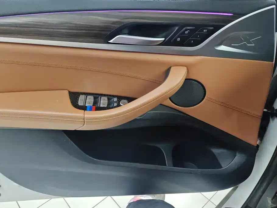 BMW X3 — миниатюра 7