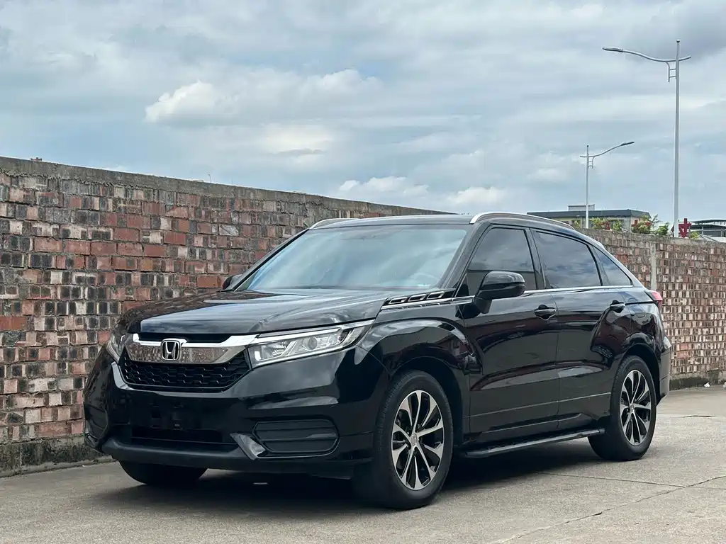 Купить Honda Avancier