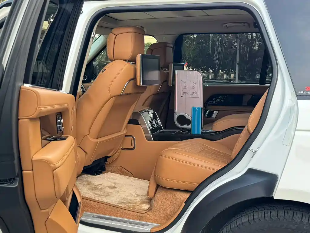 Land Rover Range Rover — миниатюра 6