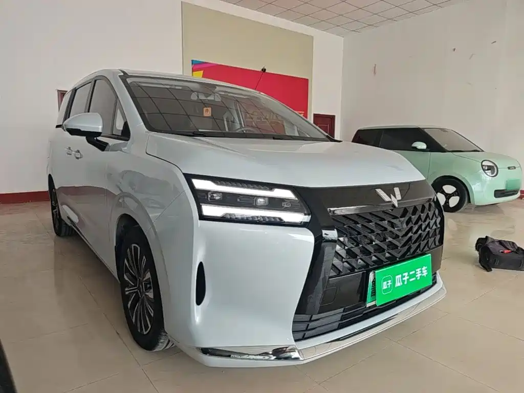 Wuling Xingguang 730 New Energy — миниатюра 4