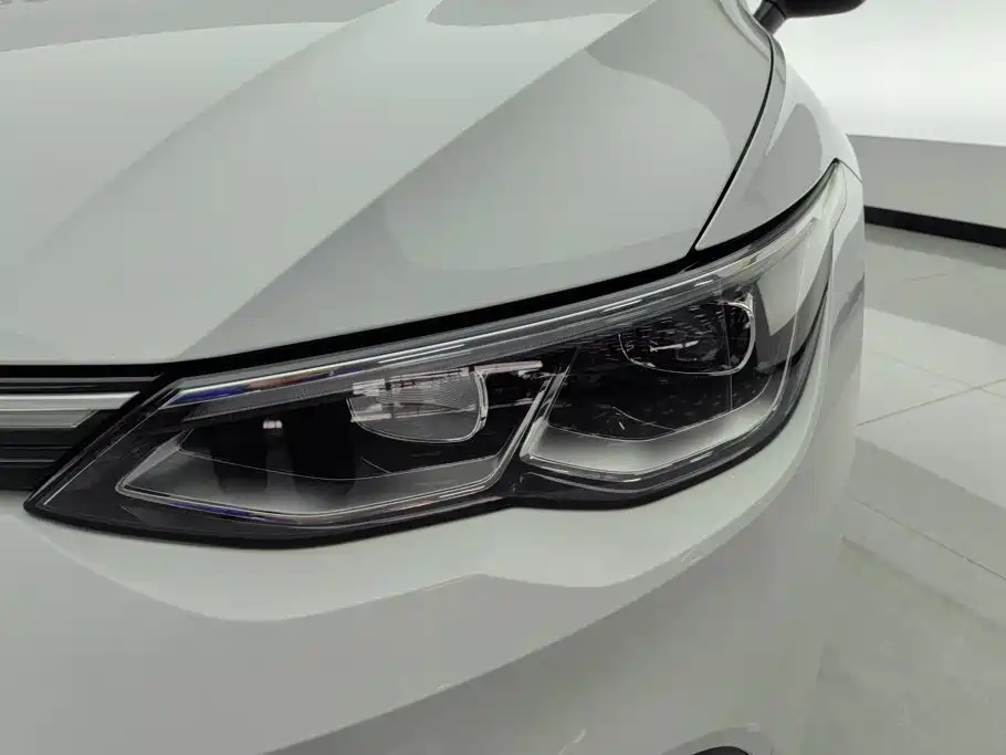 Volkswagen Golf — миниатюра 5