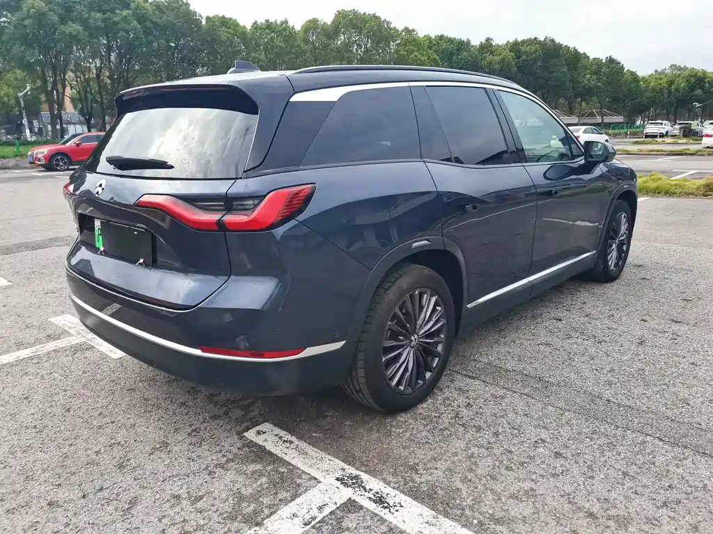 NIO NIO ES8