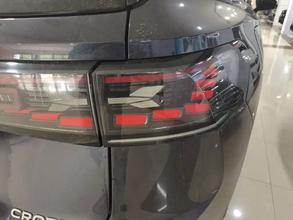 Volkswagen ID.6 CROZZ 2022 PRO