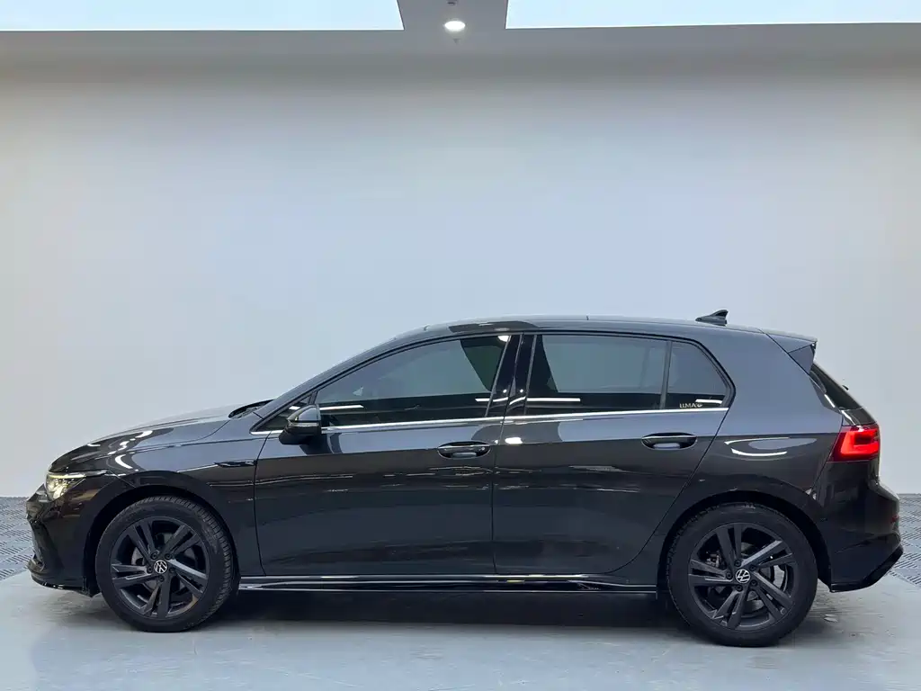 Volkswagen Golf — миниатюра 4