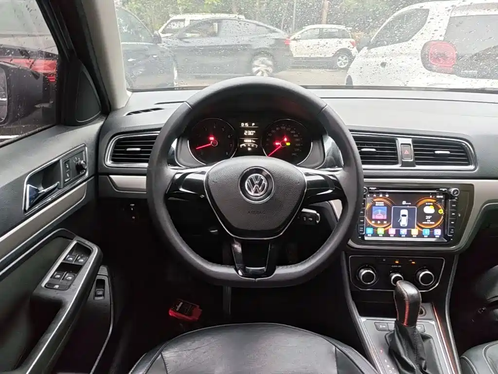 Volkswagen Lavida — миниатюра 11