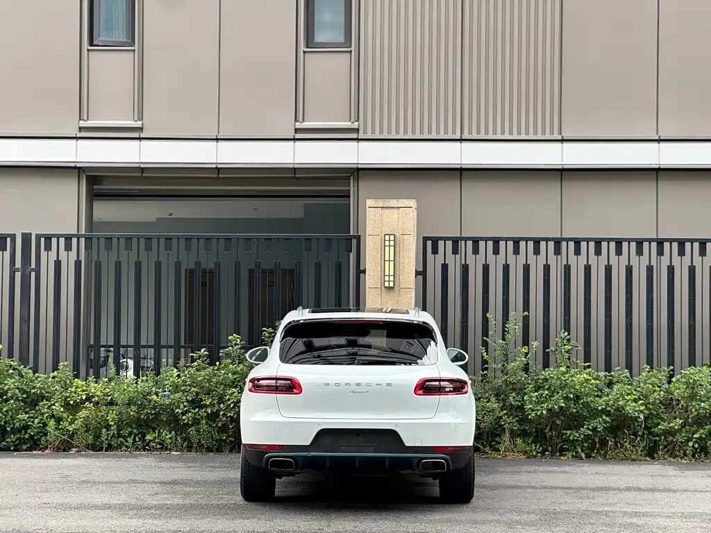 Porsche Macan 2016 Macan 2.0T