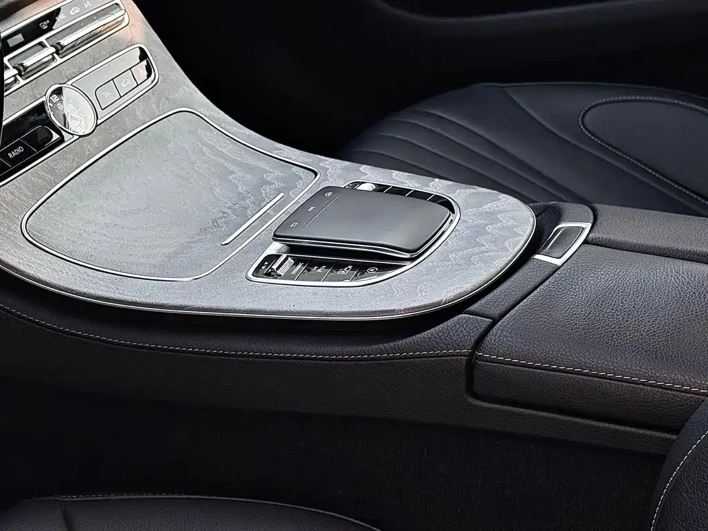 Mercedes-Benz CLS — миниатюра 6