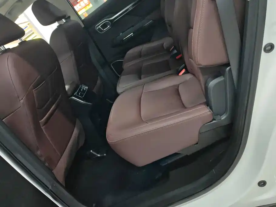 Geely Haoyue — миниатюра 11