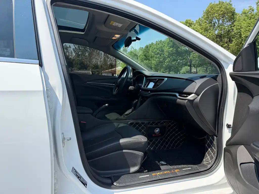 Buick Excelle — миниатюра 12