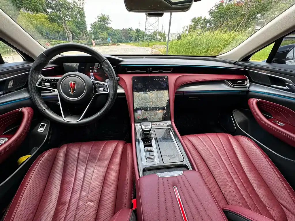 Hongqi Hongqi H5 — миниатюра 3