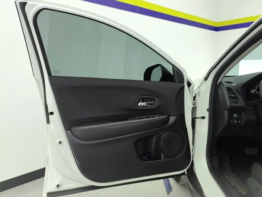 Honda Vezel — миниатюра 7