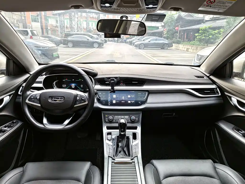 Geely Emgrand - фото 6