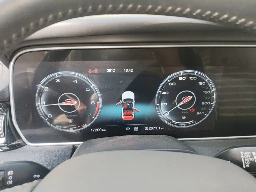 Hongqi Hongqi HS5 — миниатюра 7