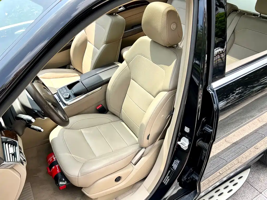Mercedes-Benz M-Class — миниатюра 12