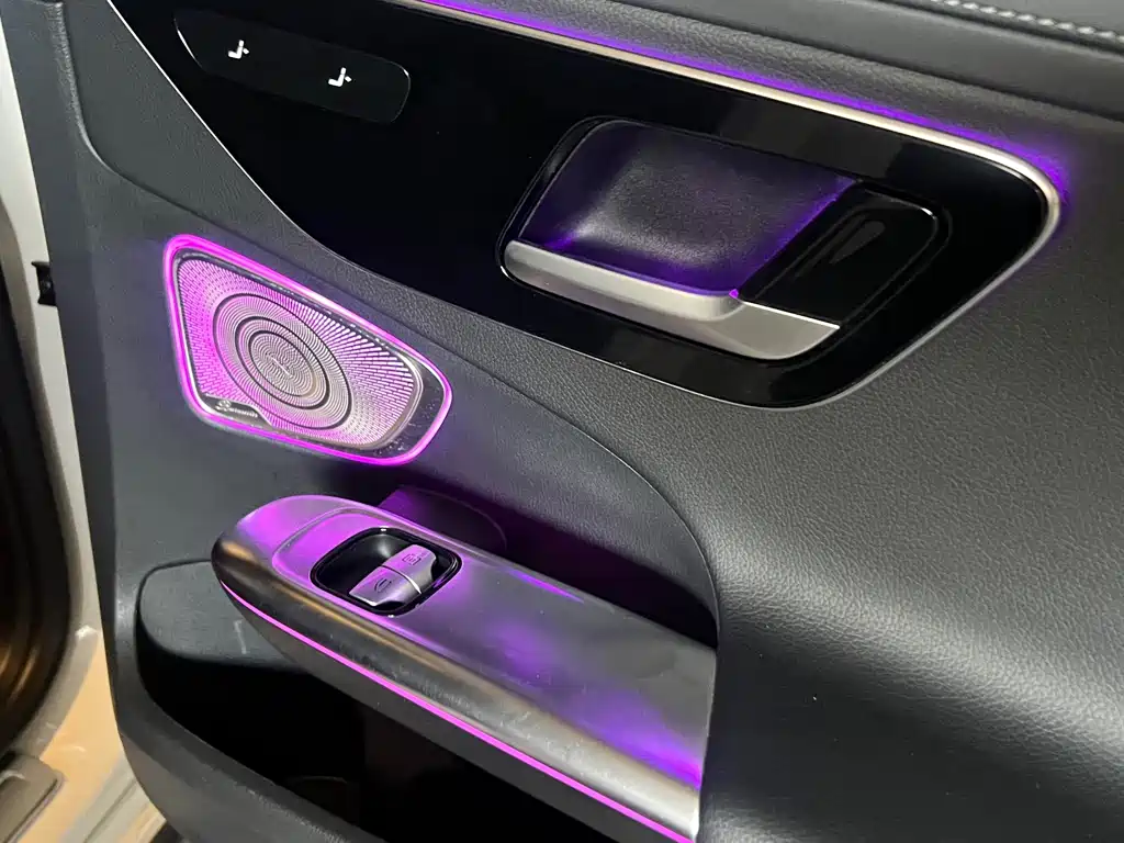 Mercedes-Benz C-Class New Energy — миниатюра 14