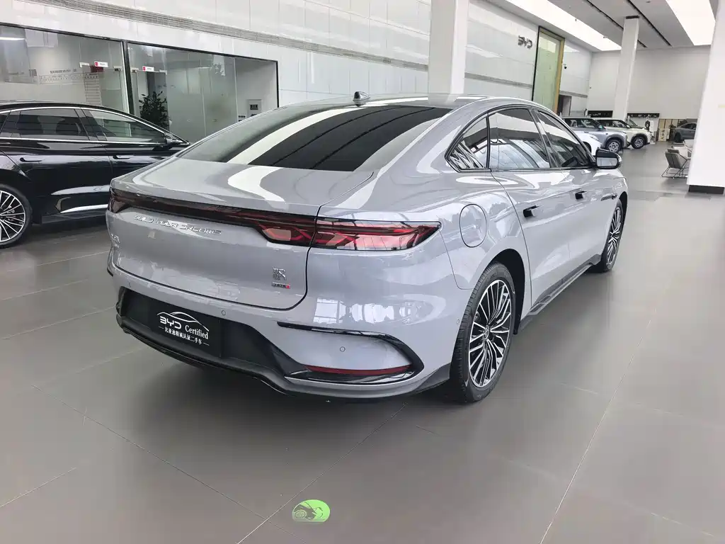 BYD Han — миниатюра 6